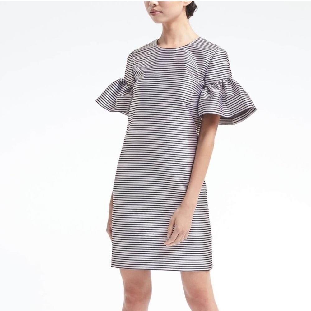 Banana Republic striped shift dress petite